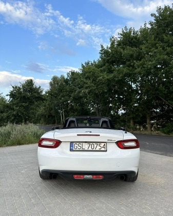 Fiat 124 Spider cena 77900 przebieg: 48000, rok produkcji 2018 z Słupsk małe 56